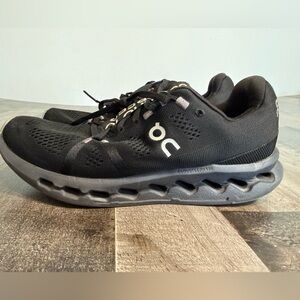 On Running Cloudtec Phase Black Running Sneakers Women 9.5 Comfort Athletic Shoe